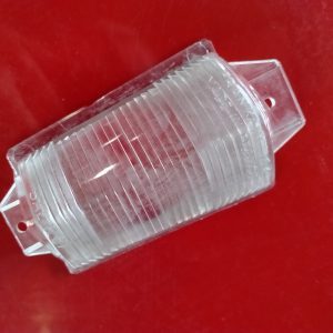 Peugeot 404 achter-uit-rij lens