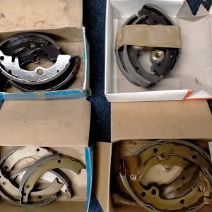 4 sets remschoen Renault 4 en 5