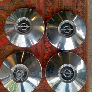 4 Wieldoppen Opel Record C -Olympia