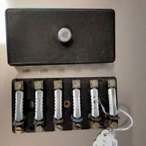 Zekeringenkast - 6 zekeringen - bakkeliet