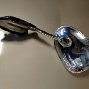 Kleine oldtimerspiegel  RVS met verchroonmde voet