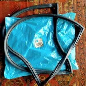 Voorruit rubber Talbot - Simca -Peugeot - NOS