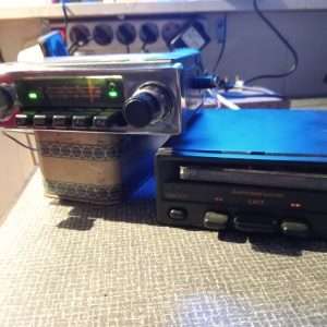 Mitsubishi FM oldtimerradio + cassette