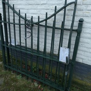 Smeed ijzeren poort - 270cm breed