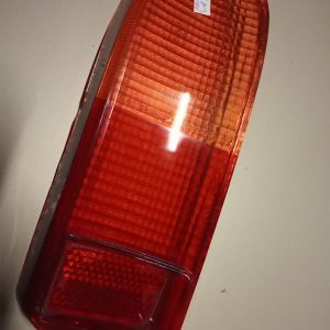 Peugeot 204 achterlicht - links - Cibie