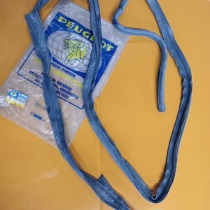 Portier rubber Peugeot 504 LINKS