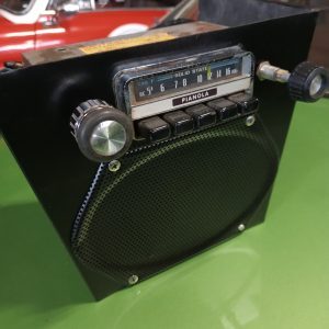 Radio console met Pianola radio onderbouw