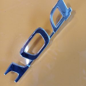 Peugeot 104 embleem - chrome 