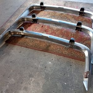 Peugeot 404 achterbumpers RVS