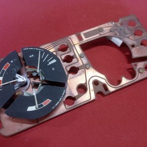 Peugeot 404 dashboard printplaat incl. meters