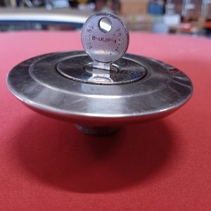 Brevette RVS tankdop met sleutel 83mm