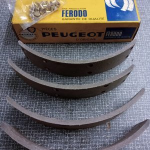 Peugeot 304 en 305 remvoeringen 4245.85