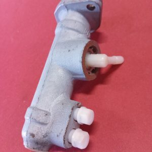 Hoofdremcilinder Renault 4