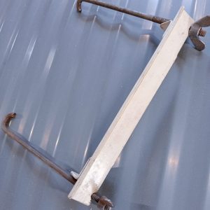 Citroën 2CV accu bevestigings beugel