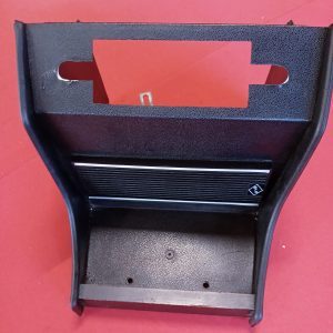 Ford Escort 1971 radio console met speaker