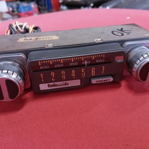 Radiomobile AM radio bijzondere 80's vorm