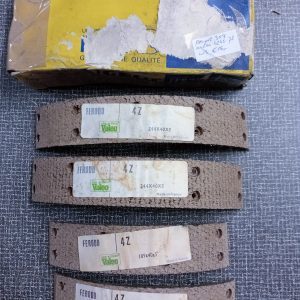 Peugeot 304  remvoeringen 4245.72