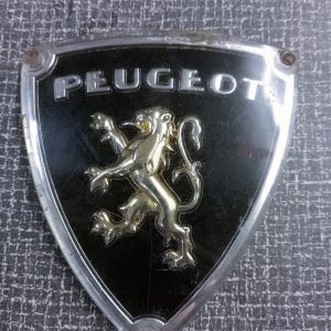 Peugeot 204 gril embleem