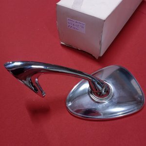 Fraai gevormde buitenspiegel RVS chrome oldtimer NOS