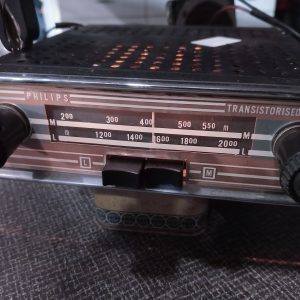 Philips 12V autoradio jaren 60
