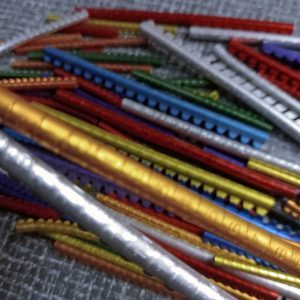 Partij vogelringen diverse maten en kleuren