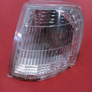 Knipperlicht Peugeot 405 LINKS