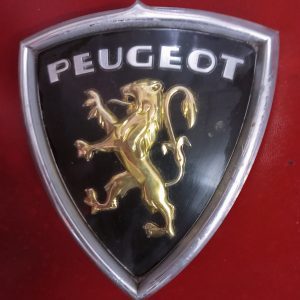 Groot Peugeot embleem 403 404, redelijk
