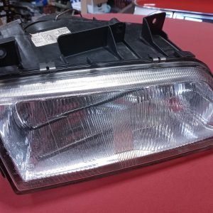 Koplamp Peugeot 405 rechts